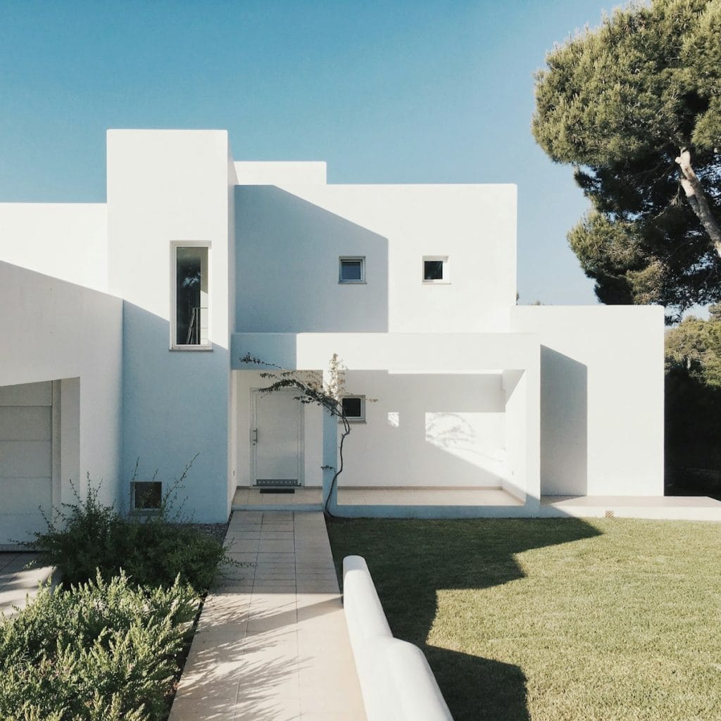 white concrete Arizona house bing bundled with auto insurance